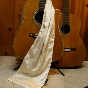 Cejon velvet reverse beaded scarf